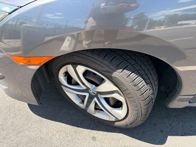 Certified Used 2018 Modern Steel Metallic Honda LX image 22