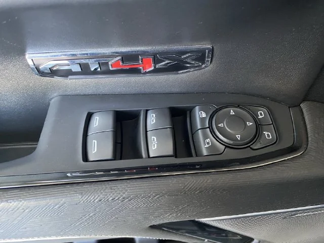 2024 GMC Sierra 1500 AT4X - Photo 19