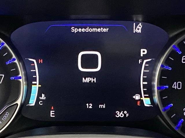 2026 Chrysler Pacifica Limited - Photo 6