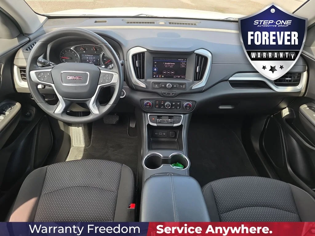 Used 2023 White GMC SLE image 14