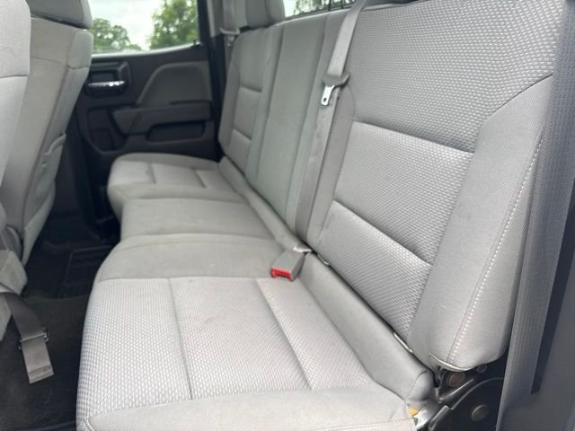 Used 2016 White GMC Base image 13
