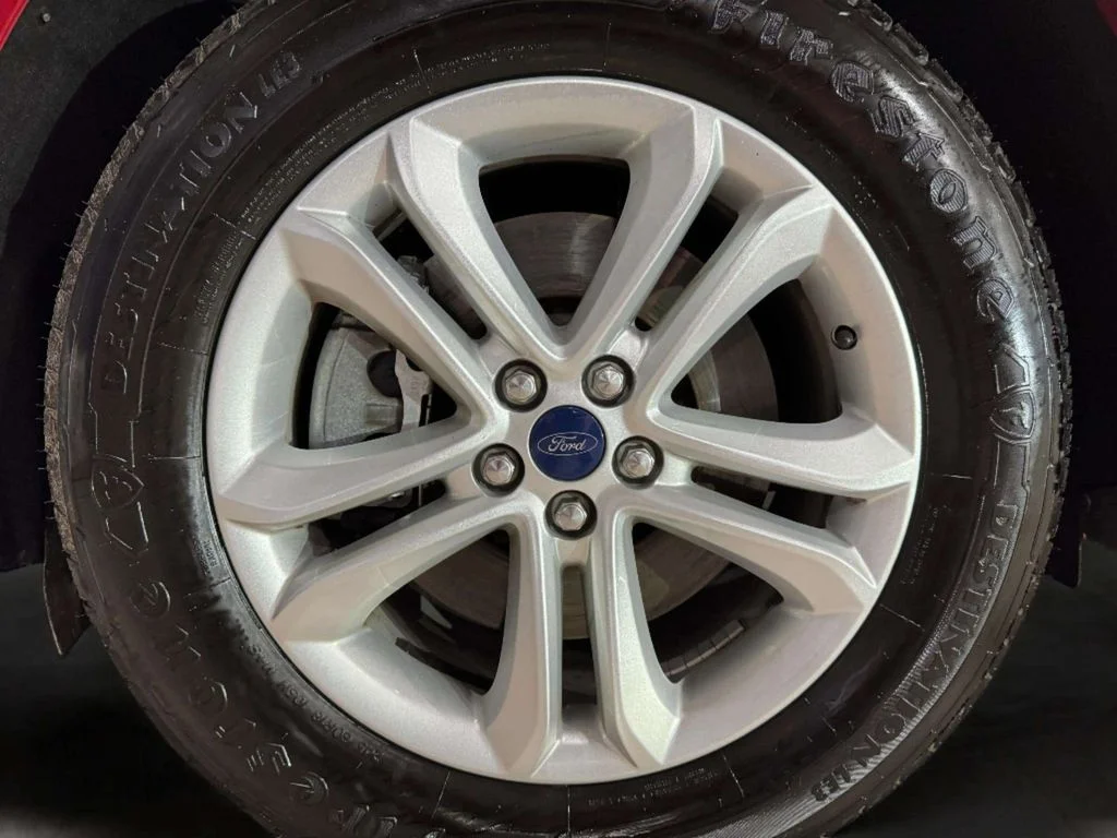 Used 2020 Rapid Red Metallic Tinted Clearcoat Ford SEL image 30