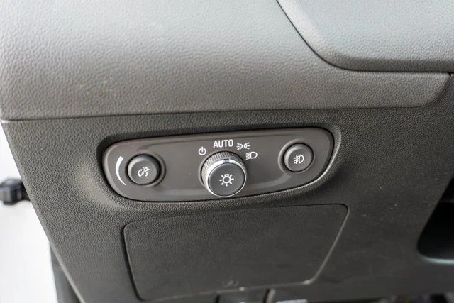 Used 2023 White Buick Preferred image 20