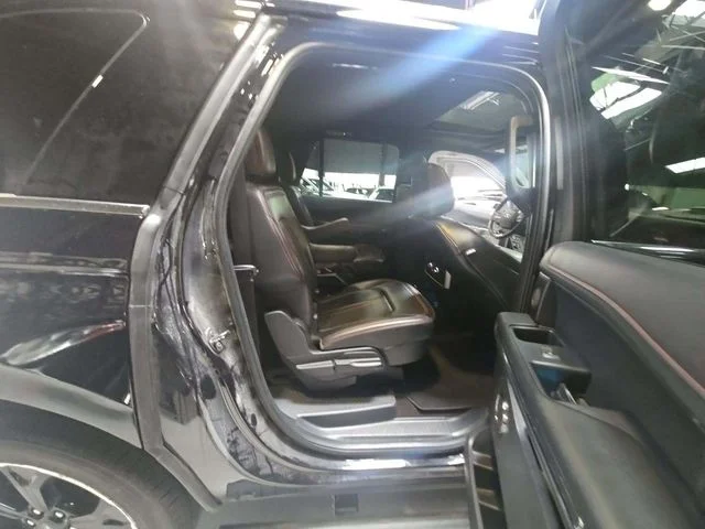Used 2023 Black Ford Limited image 16