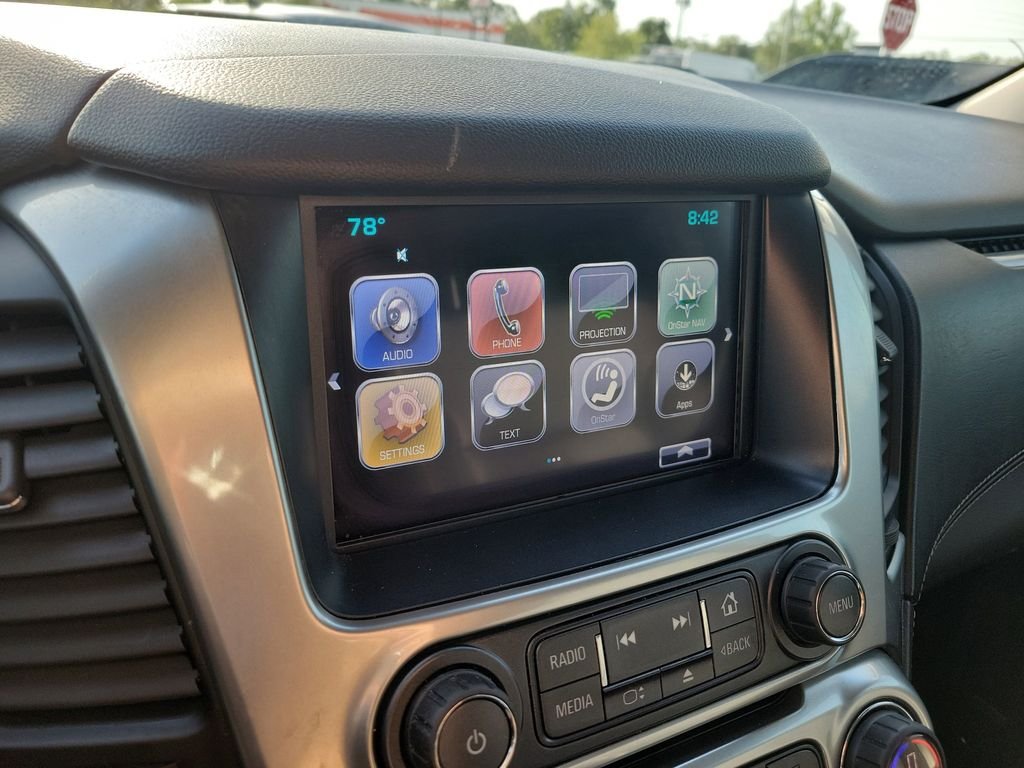 Used 2018 Silver Chevrolet LT image 33