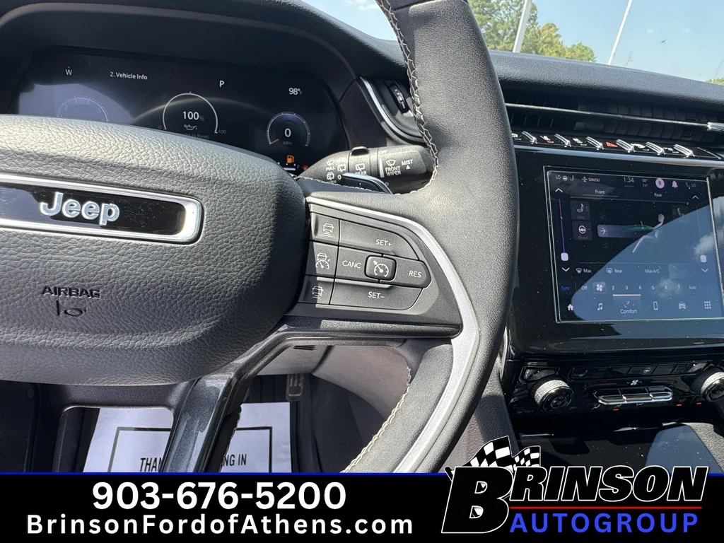 Used 2023 Baltic Gray Metallic Clearcoat Jeep Altitude image 26