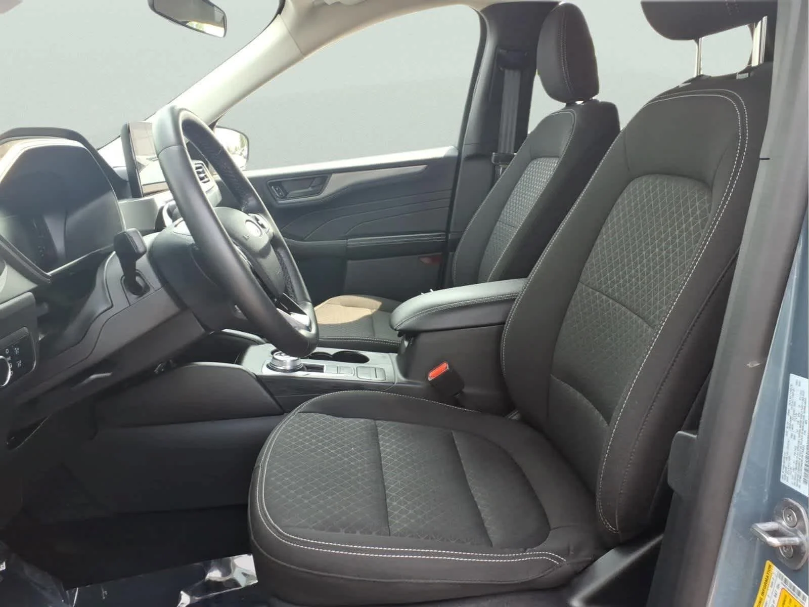 Used 2024 Vapor Blue Ford Active image 16