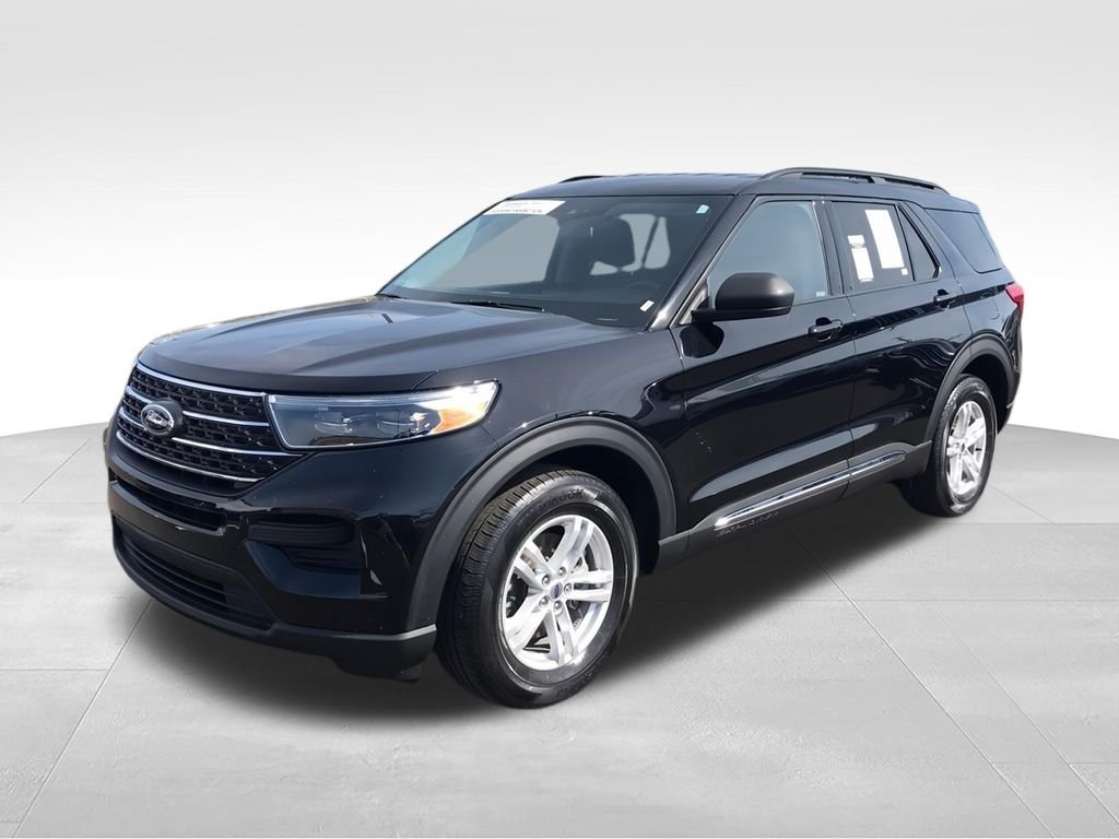 Used 2022 Black Ford XLT image 4