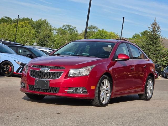 Used 2014 Red Chevrolet LTZ image 3