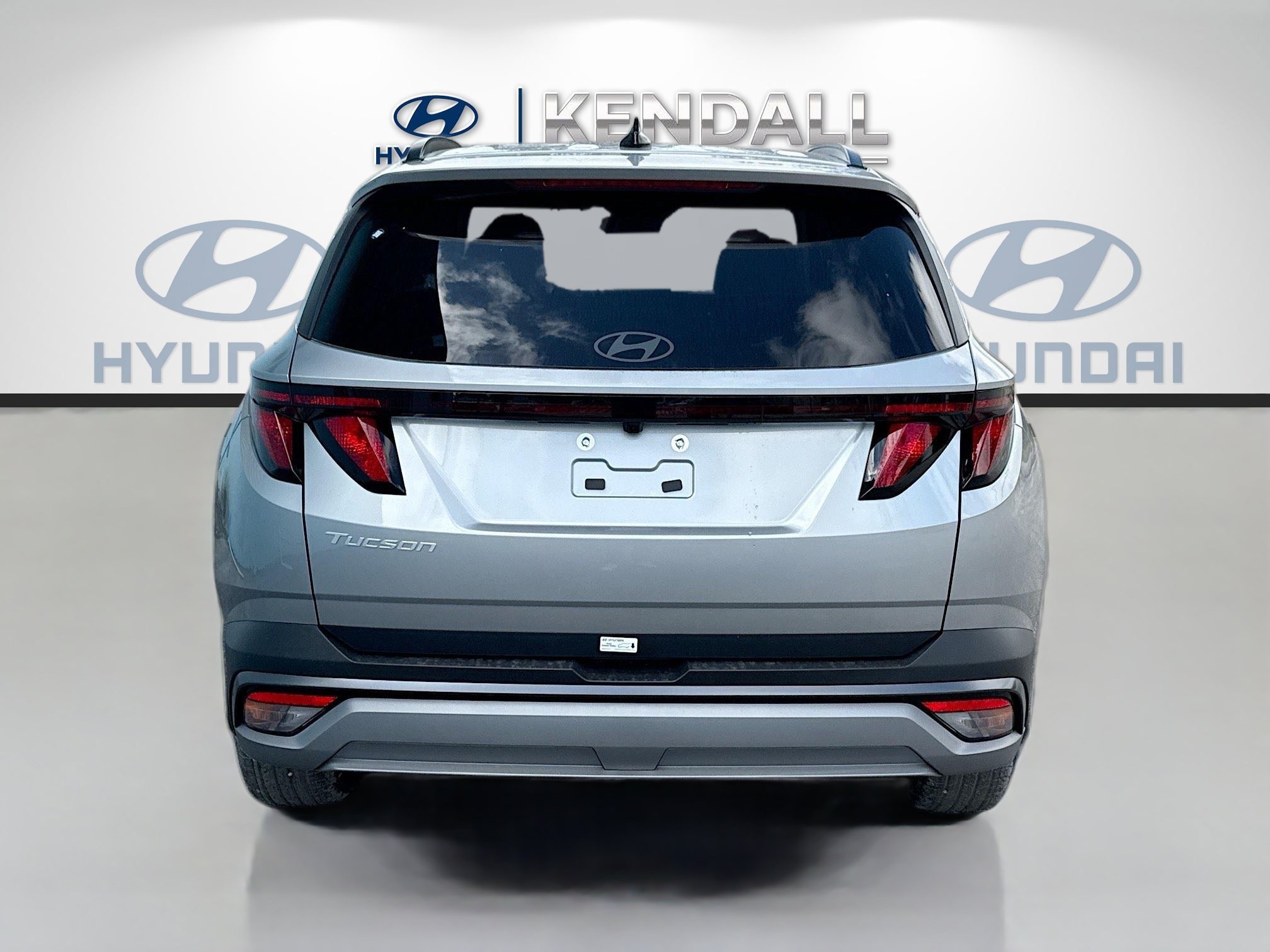 Used 2026 Shimmering Silver Hyundai SEL image 5