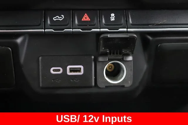 Used 2021 White Chevrolet WT image 5