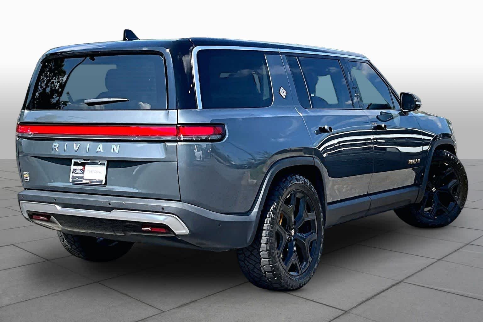 Used 2023 Midnight Black Rivian Adventure image 12