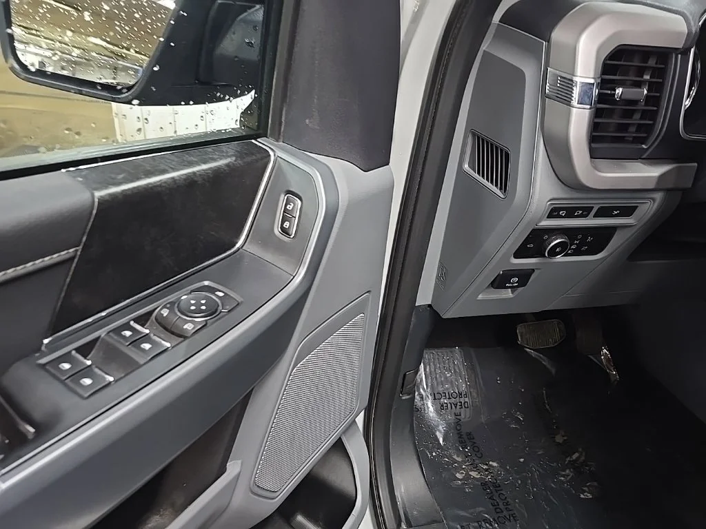 Used 2023 White Ford XLT image 28