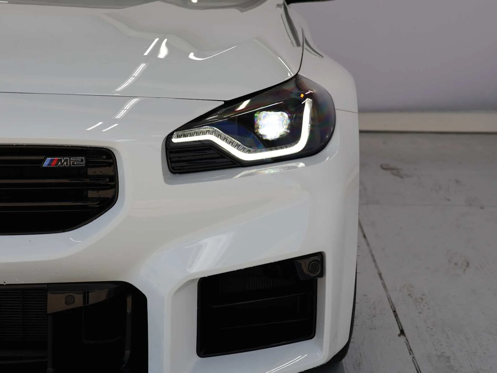 Used 2026 Alpine White BMW  image 4