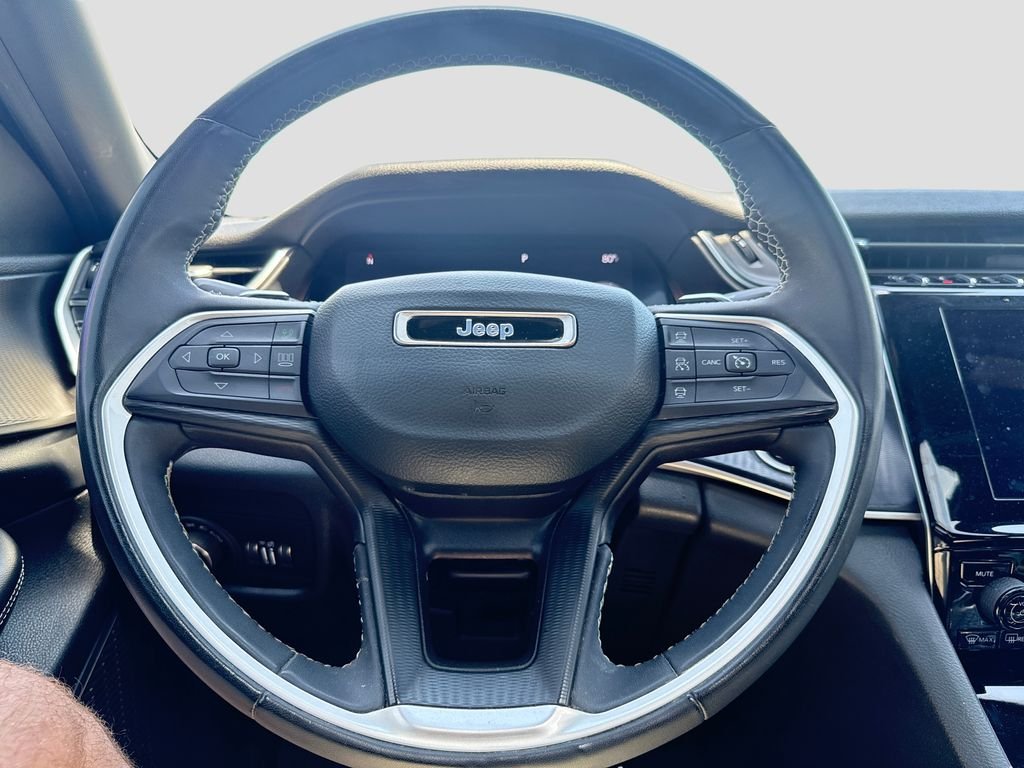 Used 2023 Gray Jeep Altitude X image 14