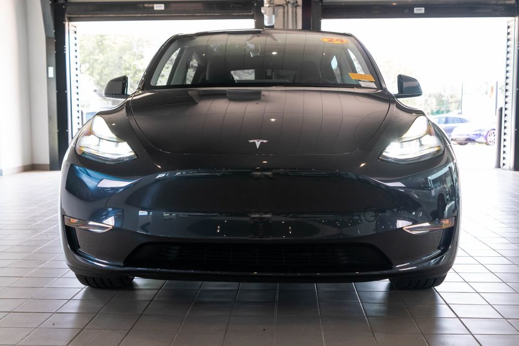 Used 2024 Tesla Model Y Performance with VIN 7SAYGDEF8RF177061 for sale in Glendale, WI