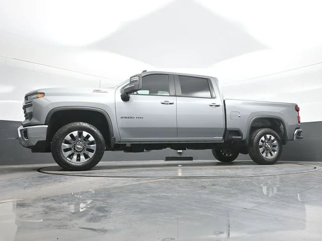 Used 2024 Gray Chevrolet LT image 21