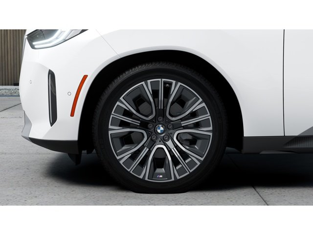 New 2026 Mineral White Metallic BMW 30 xDrive image 7