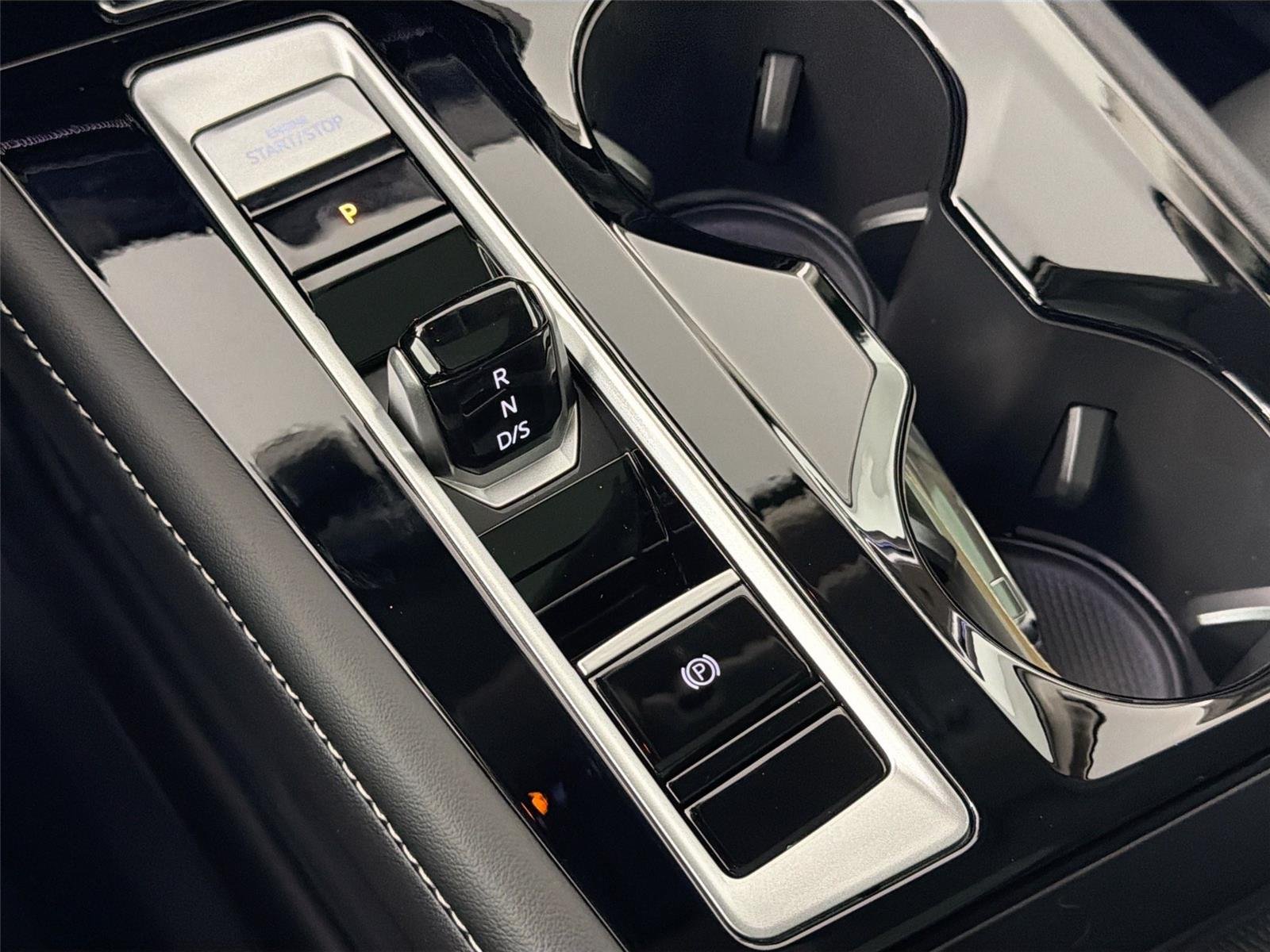 New 2026 Pure Gray Volkswagen 2.0T SEL image 17