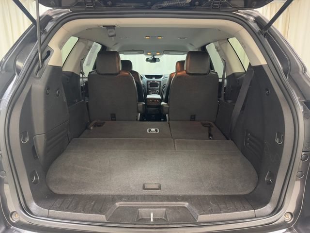 Used 2015 TUNGSTEN METALLIC Chevrolet LT image 30