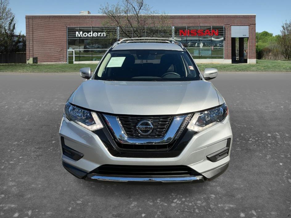 Used 2019 Brilliant Silver Metallic Nissan SV image 6