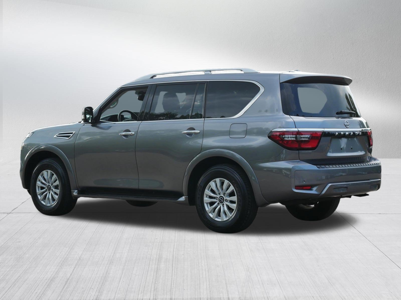Certified Used 2024 Gun Metallic Nissan SV image 5