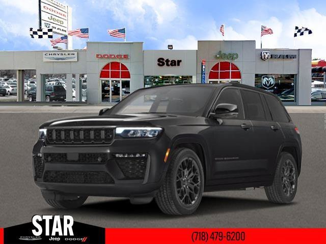 New 2026 Diamond Black Crystal Pearl-Coat Exterior Paint Jeep Laredo Altitude image 1