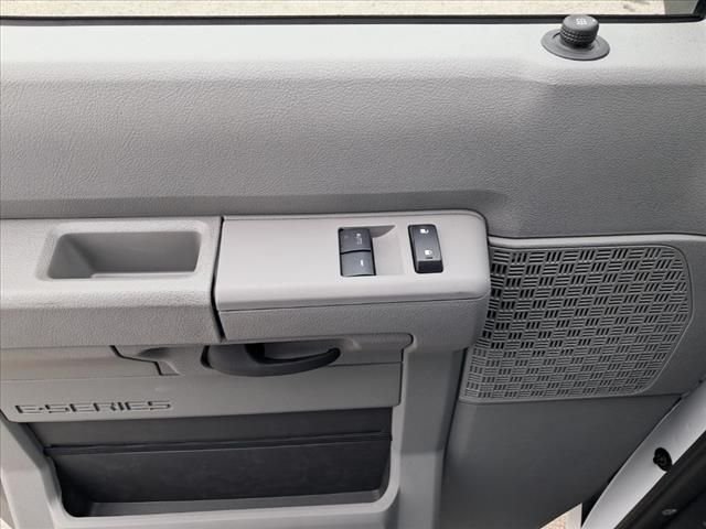 New 2025 Oxford White Ford E-350 SRW image 10