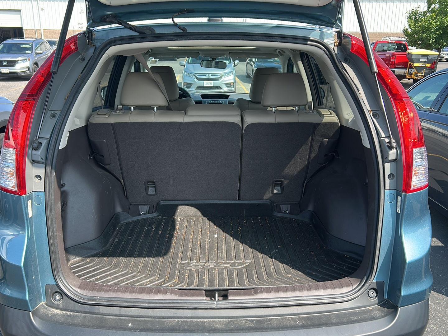 Used 2014 Twilight Blue Metallic Honda EX-L image 25