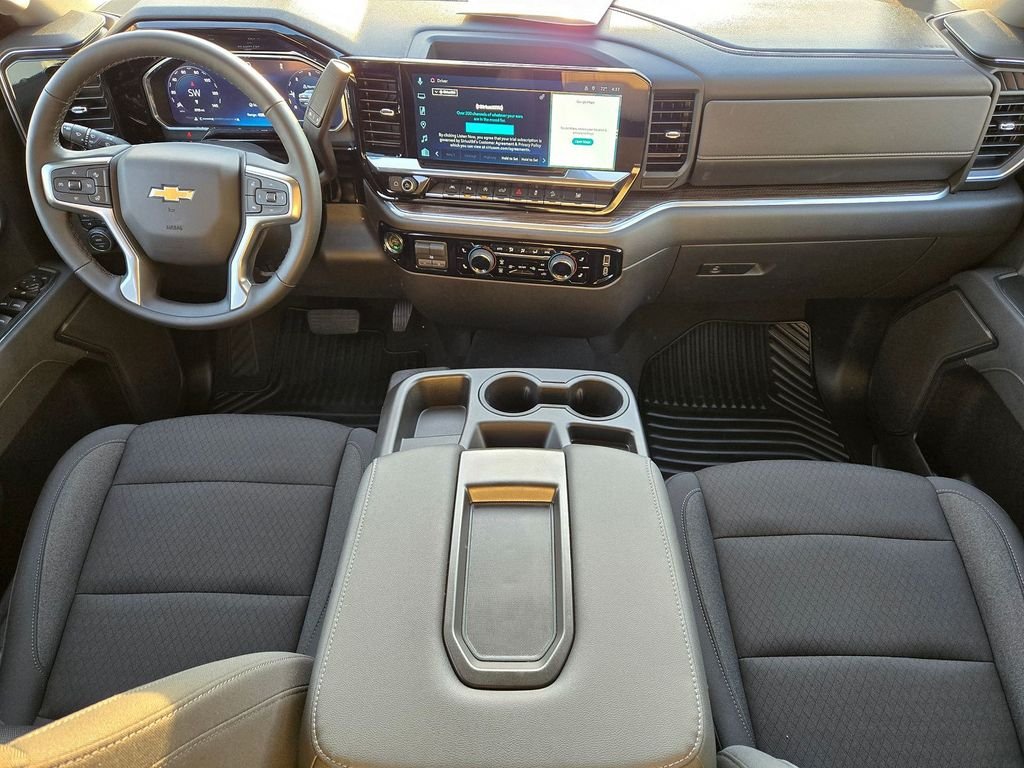 Used 2026 White Chevrolet LT image 9