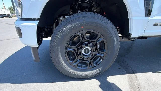 New 2026 Oxford White Ford F-250® XL image 10