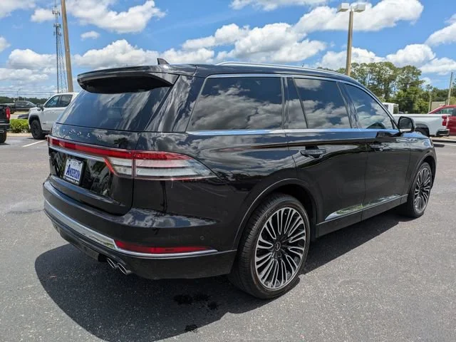 Used 2023 Infinite Black Me Lincoln Black Label image 4
