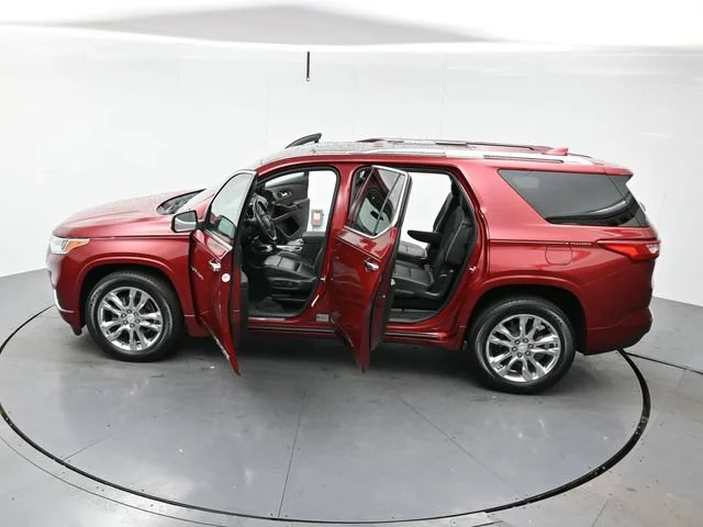 Used 2021 CAJUN RED TINTCOAT Chevrolet High Country image 41
