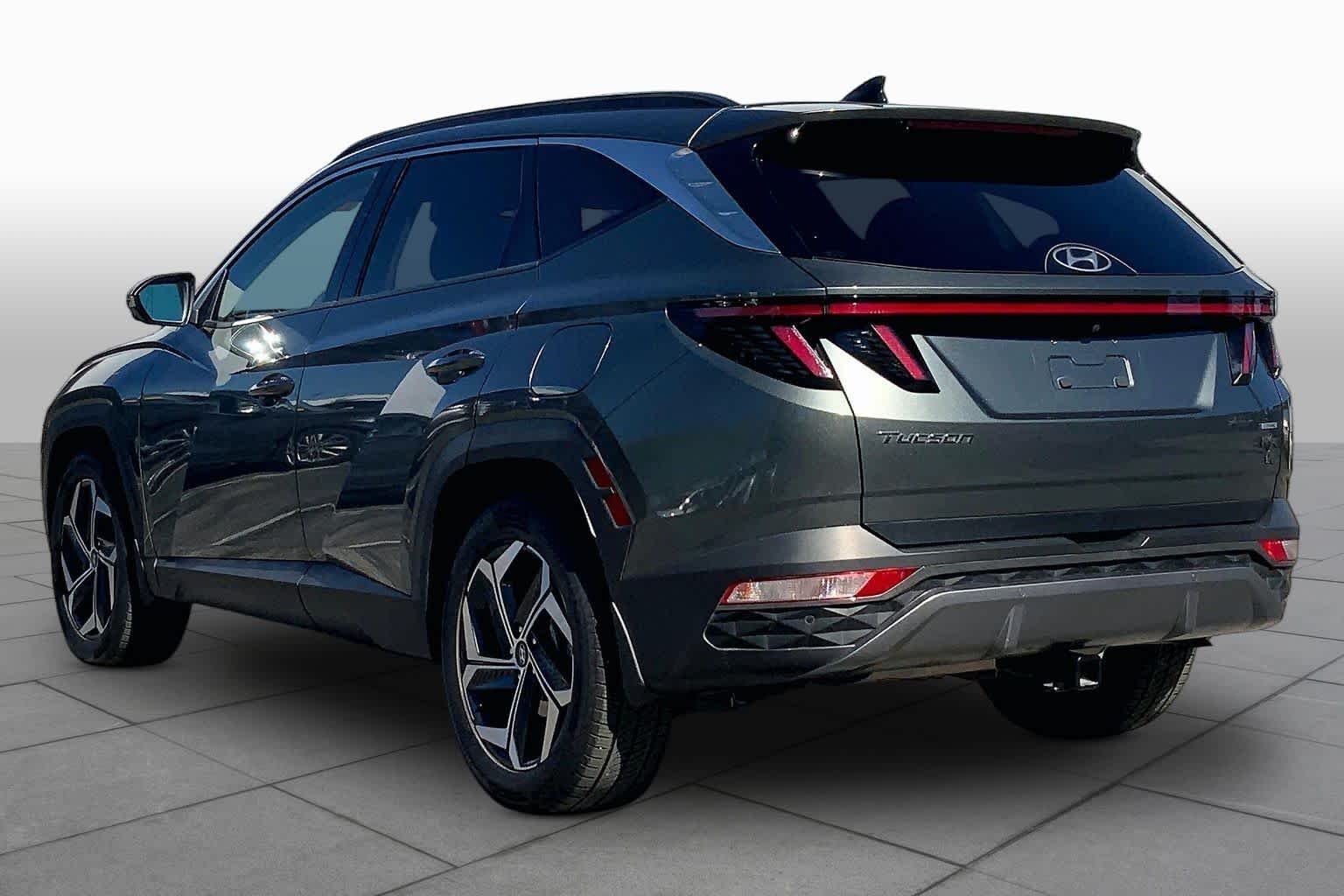 Used 2022 Amazon Gray Hyundai Limited image 10