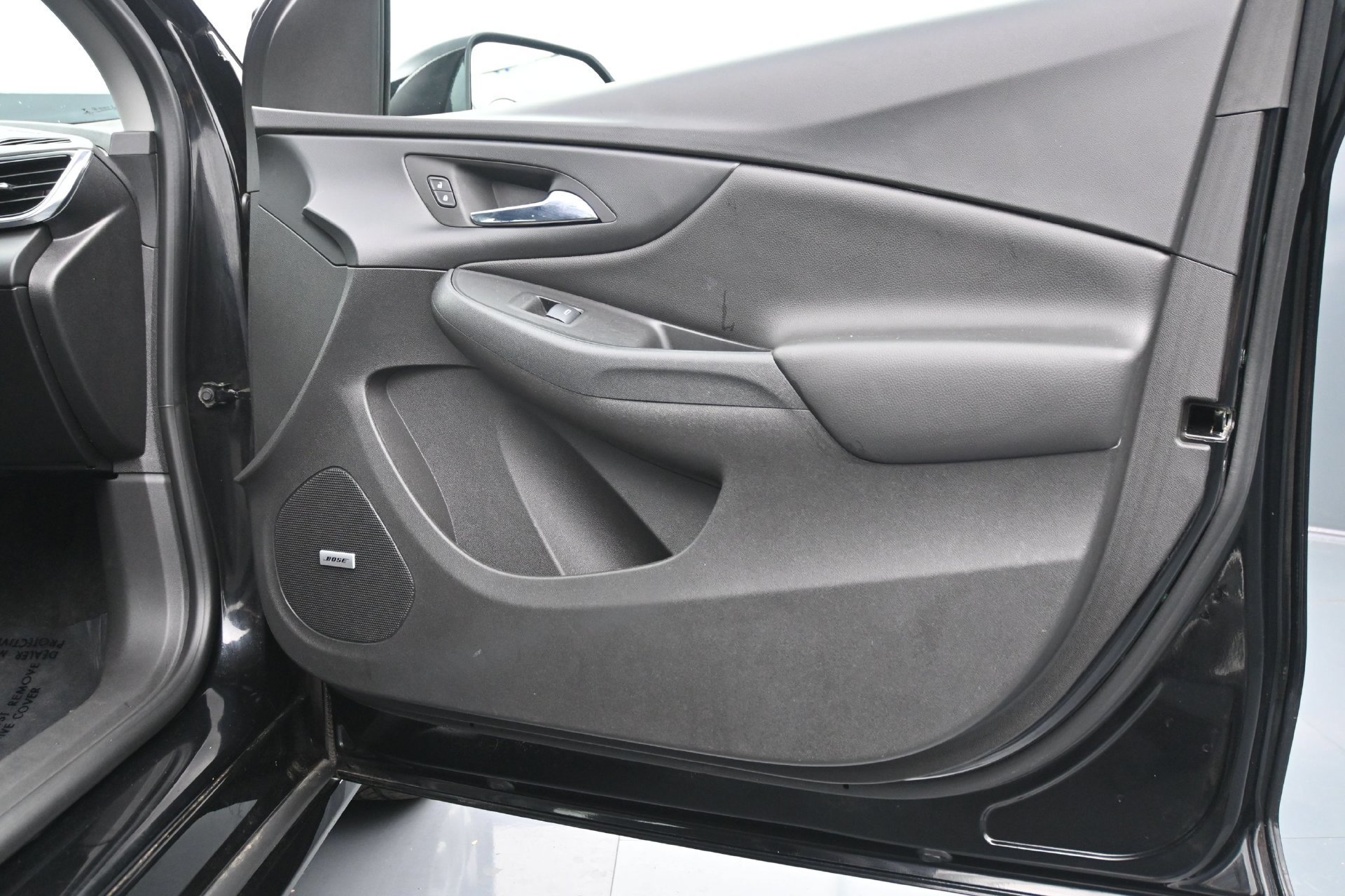 Used 2017 Mosaic Black Metallic Chevrolet Premier image 13