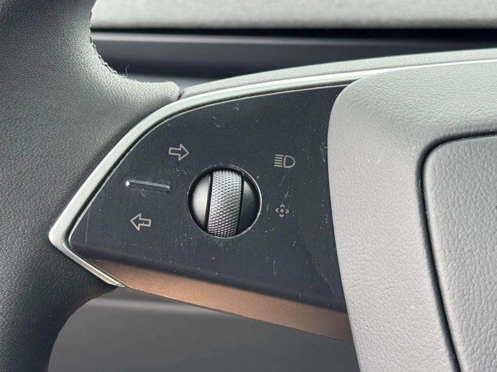 2025 Tesla Model 3 Long Range - Photo 22