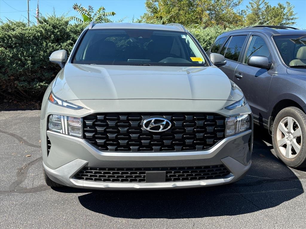 Used 2023 Hampton Gray Hyundai SEL image 2