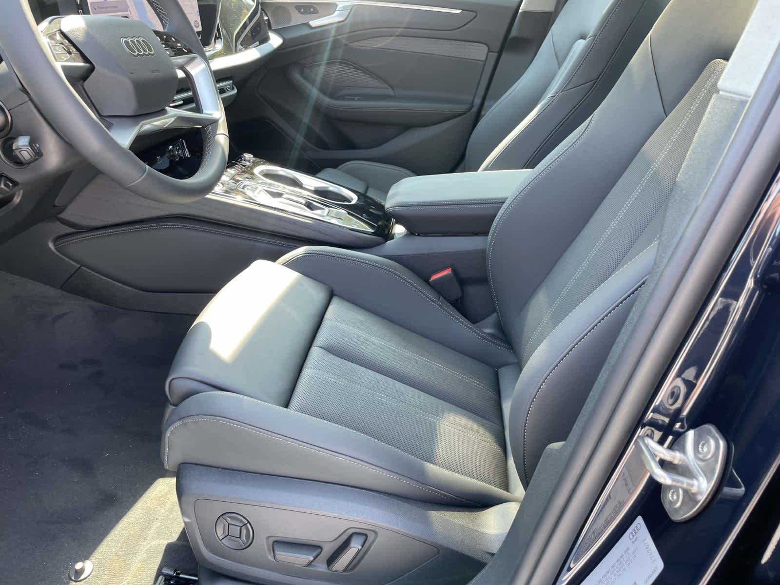New 2026 5UA2/Blue Audi Premium Plus image 15