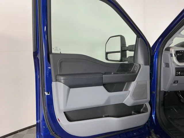 New 2026 Argon Blue Metallic Ford XLT image 16