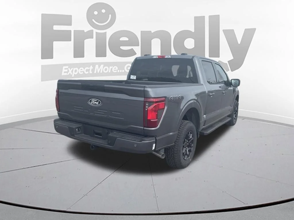 New 2026 Carbonized Gray Metallic Ford XLT image 5