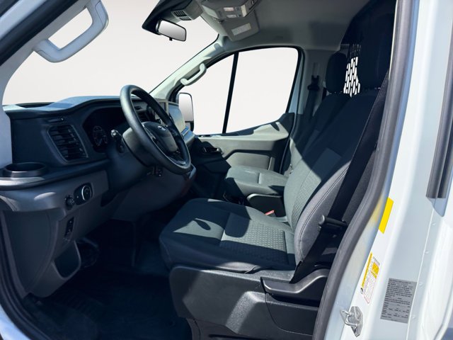 Used 2025 Oxford White Ford Base image 10