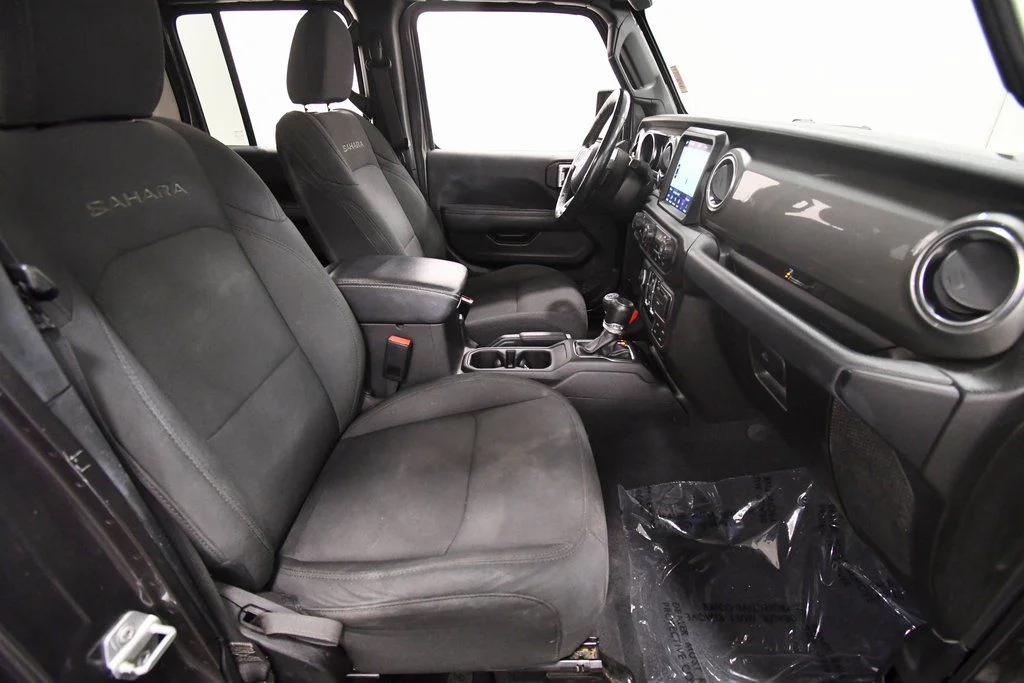 2022 Jeep Wrangler Unlimited Sahara - Photo 16