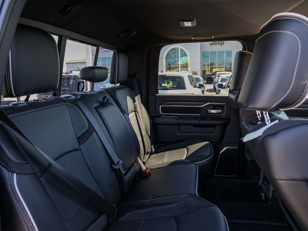 New 2026 Granite Crystal Metallic Clear-Coat Exterior Paint RAM Laramie image 16