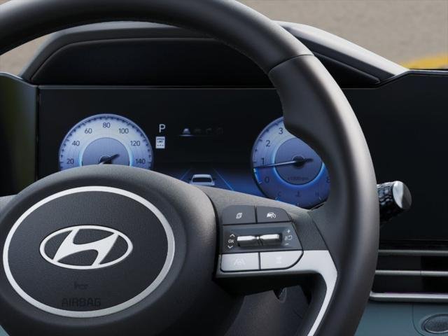 2025 Hyundai Elantra Limited - Photo 14