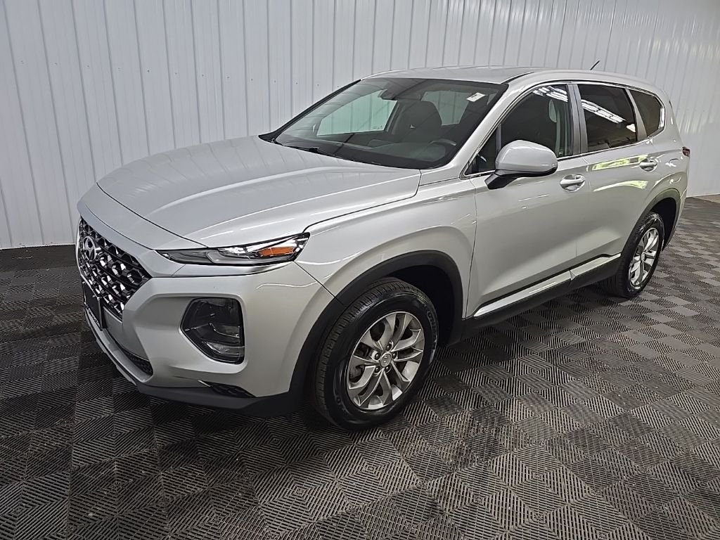 Used 2019 Silver Hyundai SE image 8