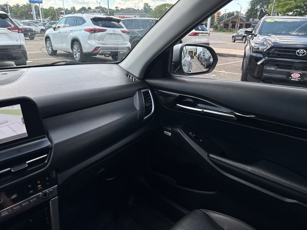 Used 2024 Gray Kia SX image 31