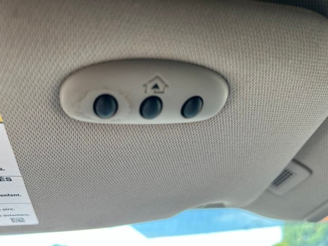 Used 2013 Gray Ford Limited image 27