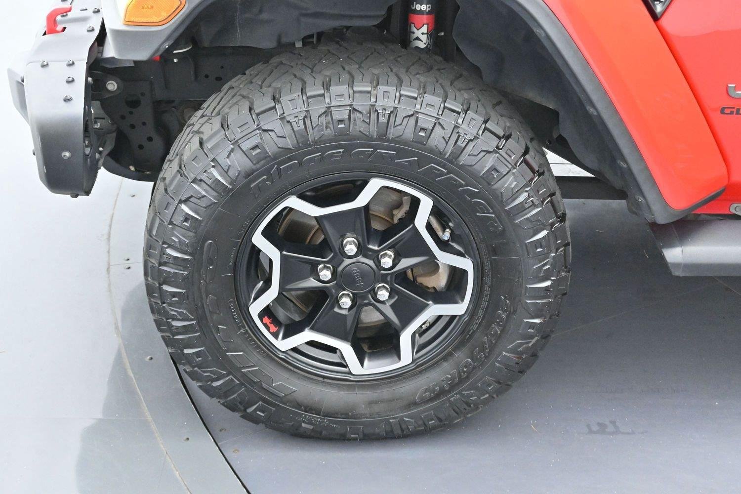Used 2021 Firecracker Red Clearcoat Jeep Rubicon image 31