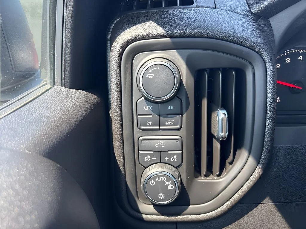 Used 2024 Gray Chevrolet Custom image 20