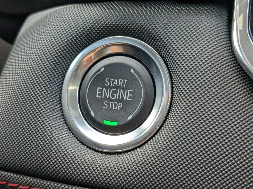 Used 2026 White Chevrolet Z71 image 26